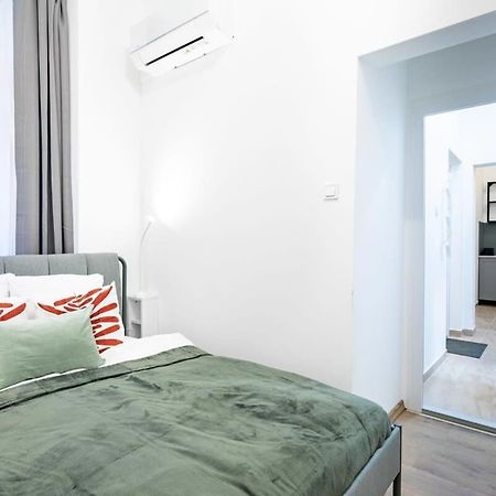 Central - New - Comfy Ac Studio บูดาเปสต์ ภายนอก รูปภาพ